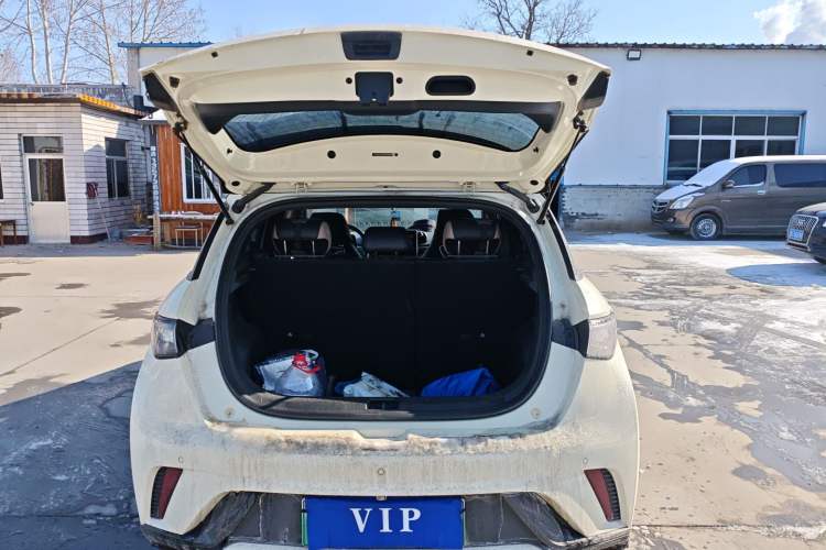 Used BYD Dolphin 2023 420 km Fashion Edition
