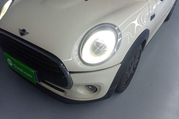 Used  MINI 2021 1.5T COOPER Classic Edition Five-Door Version
