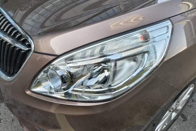 Used Buick GL8 2018 28T Luxury Model China VI Standard
