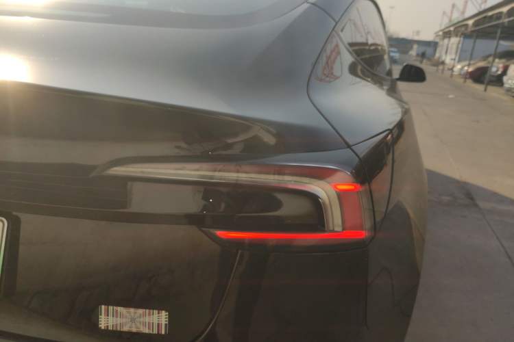 Used Tesla Model 3 2023 Long-Range All-Wheel-Drive Version
