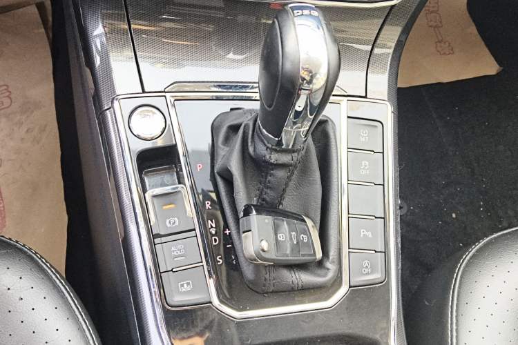 Used Volkswagen Passat 2017 330TSI DSG Prestige Edition
