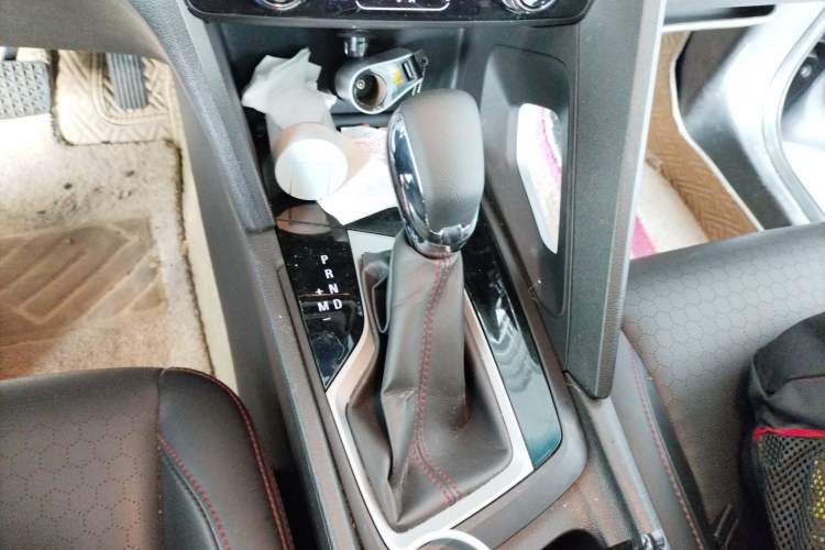 Used Chevrolet Orlando 2020 Light Hybrid Redline 530T Automatic Enjoyment Edition (5+2 Models)
