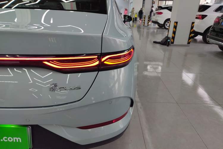 Used BYD Qin PLUS 2025 DM-i Smart Drive 55KM Leading Model