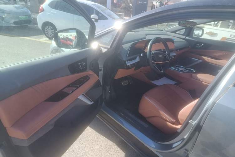 Used Cadillac OPTIQ 2024 Four-Wheel Drive Long-Range Version