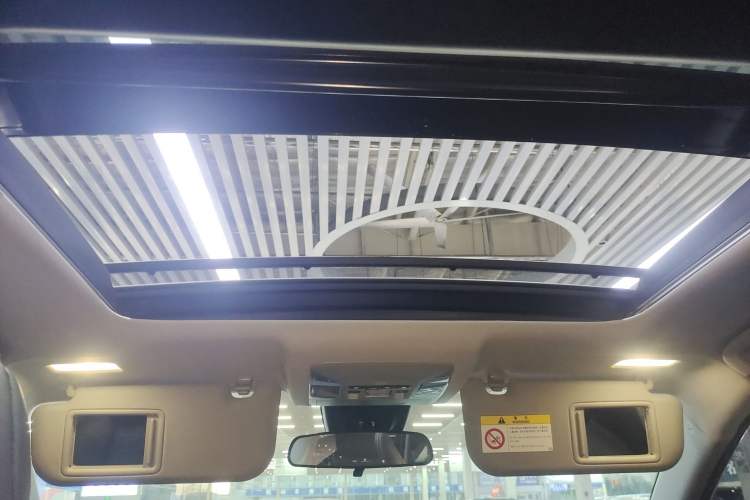 Used Toyota Wildlander 2024 2.0L CVT 4x4 Luxury PLUS Edition