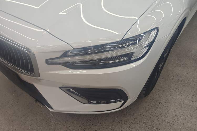 Used Volvo S60 2025 B4 Zhiyi Luxury Edition
