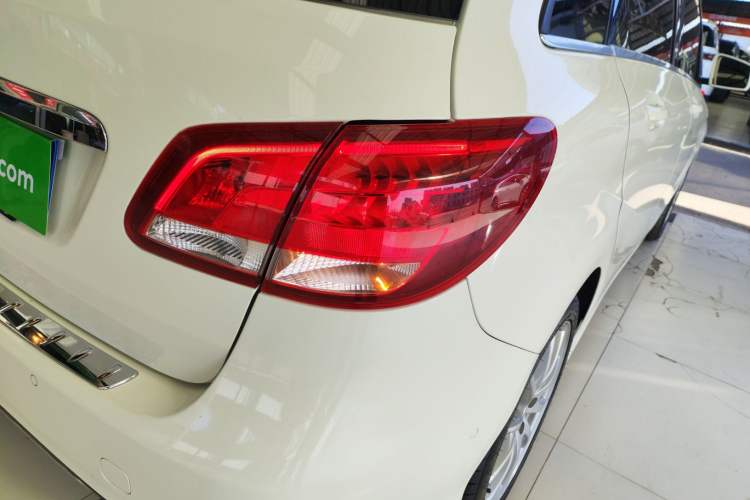 Used Mercedes-Benz B-Class 2015 B 200 Sport Edition
