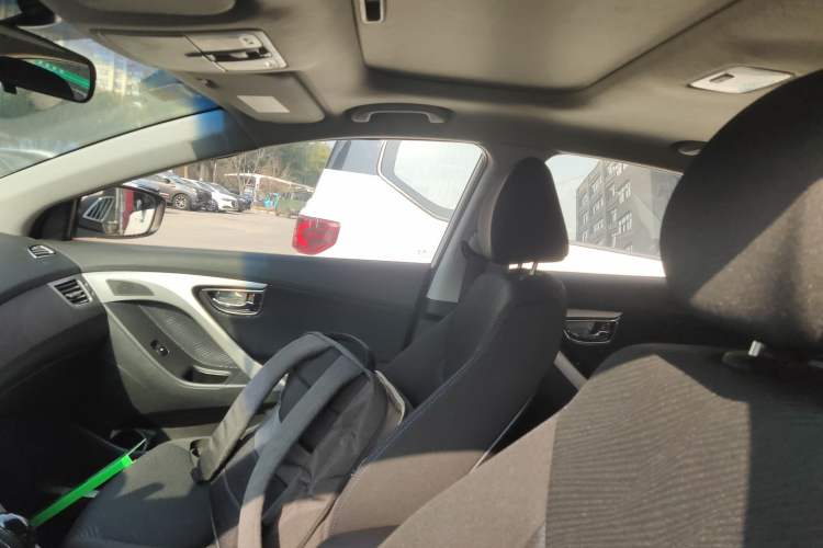 Used Hyundai Elantra 2013 1.6L Automatic Leading Model
