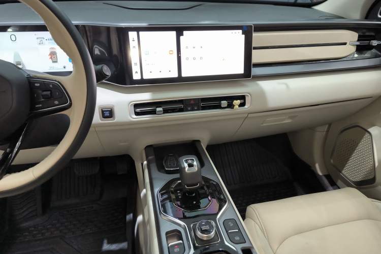 Used Geely Auto icon 2023 1.5TD Chocolate Luxe Edition
