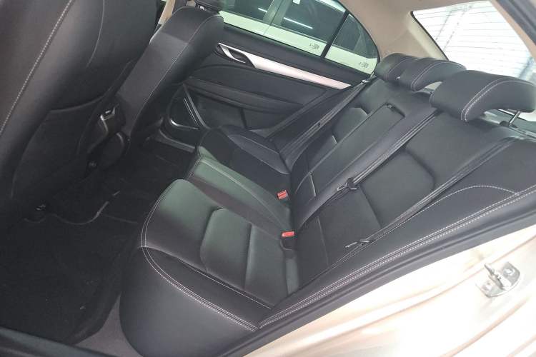 Used Geely Auto Emgrand 2018 1.5L CVT Upward Connect Edition
