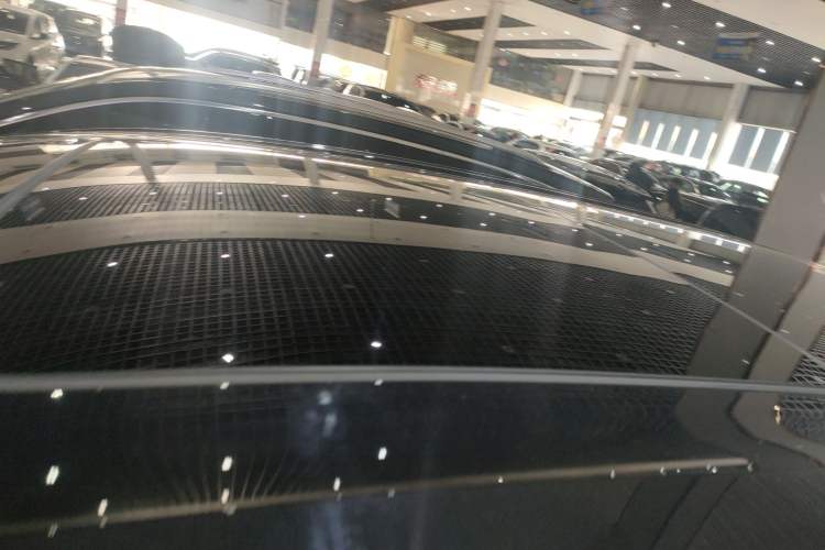 Used Volkswagen Viloran 2024 380TSI Premium Edition
