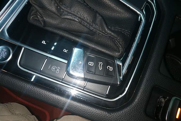 Used Volkswagen Magotan 2020 330TSI DSG Leading Model
