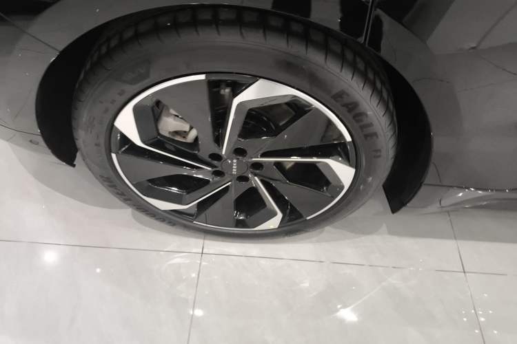 Used Zeekr 001 2023 YOU Edition 100 kWh
