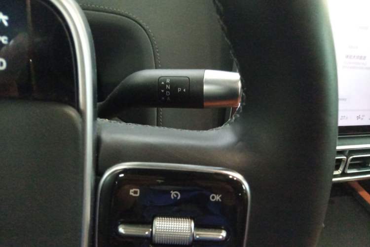 Used Li Auto L8 2023 Pro Model
