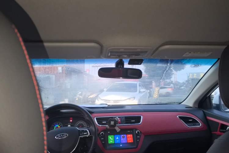 Used  Refine S2 2018 Smart Drive Edition 1.5L Manual Luxury Smart Model
