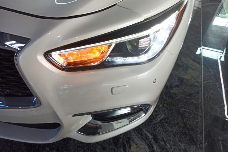 Used Infiniti QX60 2020 2.5 S/C Hybrid Two-Wheel-Drive Excellence Edition
