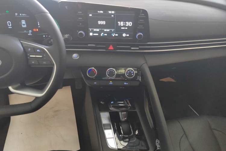 Used Hyundai Elantra 2023 1.5L CVT GLX Elite Edition