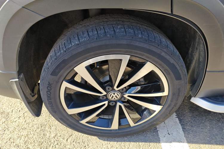 Used Volkswagen Tharu 2020 330TSI Four-Wheel Drive Flagship Version China VI Standard
