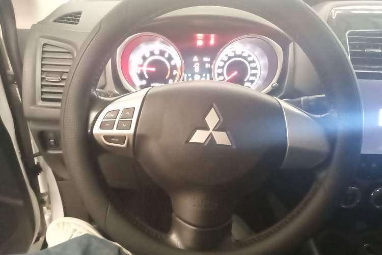 Used Mitsubishi ASX 2018 2.0L CVT Two-Wheel Drive Deluxe Edition
