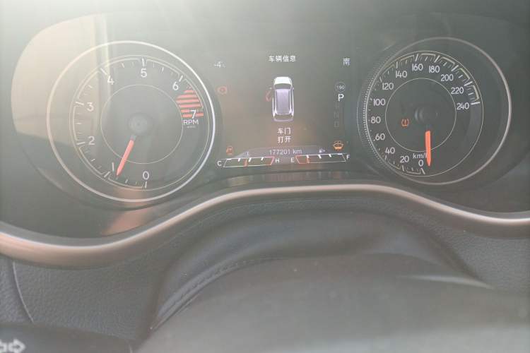 Used  Cherokee 2017 2.0L Superior Edition