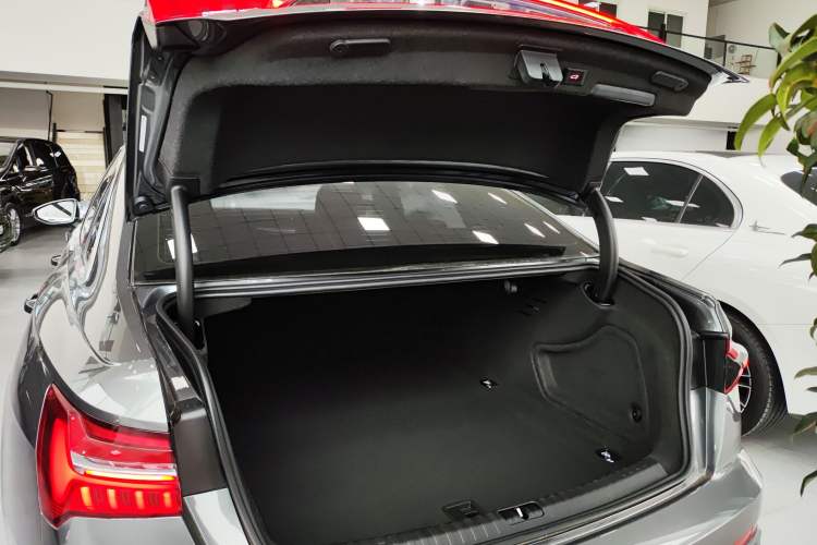 Used Audi A6L 2021 45 TFSI Enjoy Life Edition
