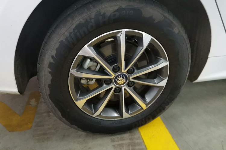 Used BYD Qin PLUS 2024 HONOR Edition DM-i 55KM Leading Model
