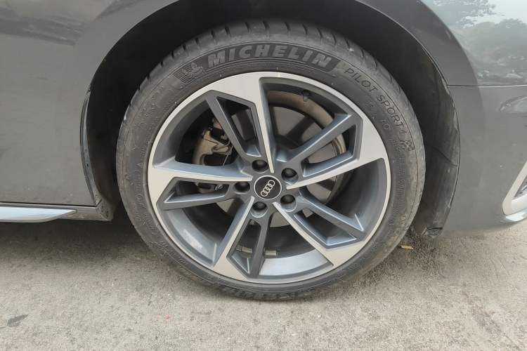 Used Audi A4L 2022 40 TFSI Stylish and Elegant Edition