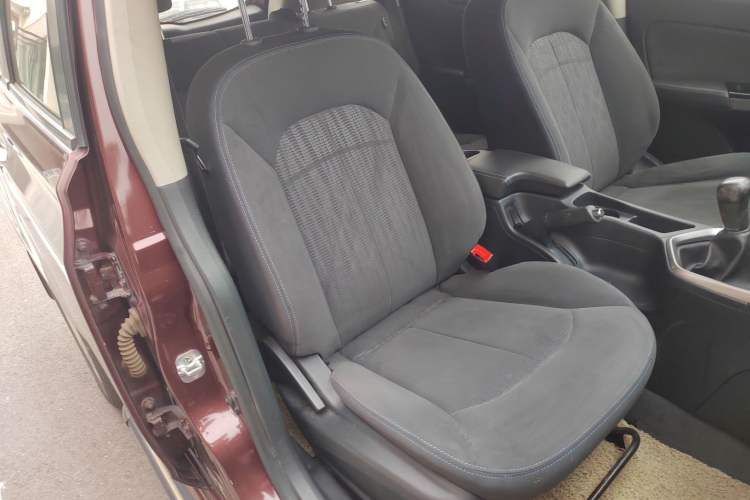 Used Venucia T70 2016 1.6L Manual Ruixing Edition