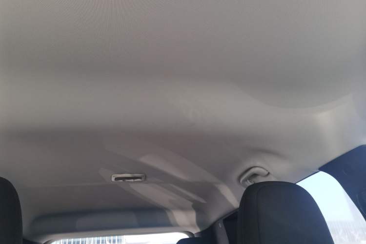 Used  Renegade 2017 180T Automatic Kinetic Edition+
