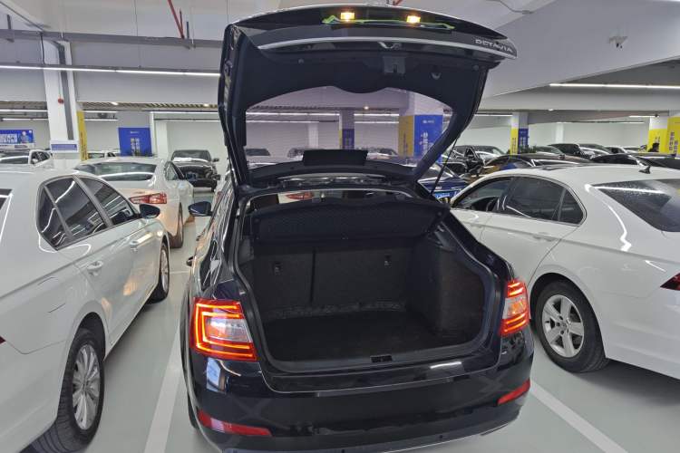 Used Skoda Octavia 2015 1.6L Automatic Yijun Edition