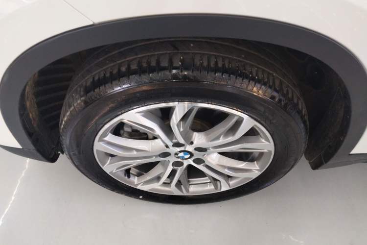 Used BMW X1 2018 sDrive20Li Leading Model