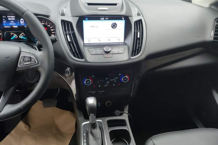 Used Ford Kuga 2017 EcoBoost 180 Two-Wheel-Drive Luxury Wing Edition
