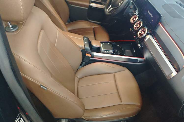 Used Mercedes-Benz GLB 2023 Refreshed GLB 200 Dynamic Edition
