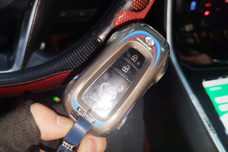 Used Toyota Wildlander 2020 Dual-Engine 2.5L E-CVT Two-Wheel Drive Luxury Edition