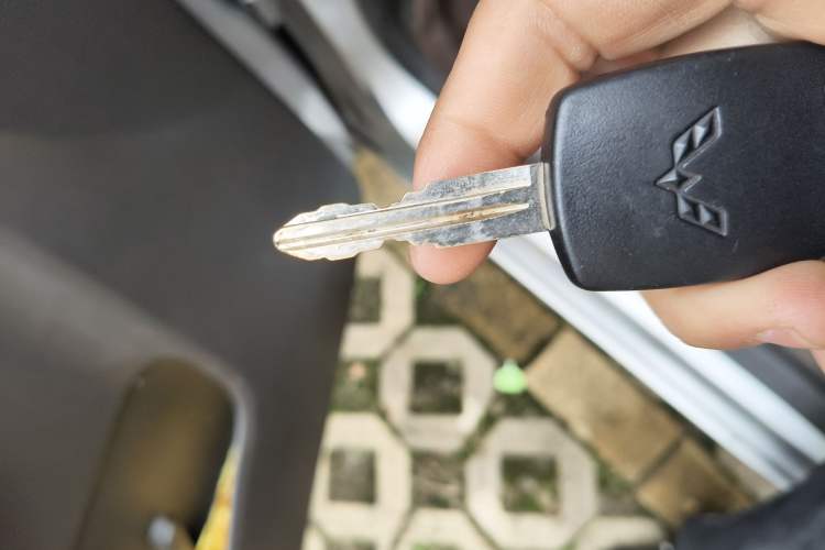 Used Wuling Rongguang V 2016 1.5L Standard Version