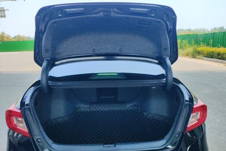 Used Honda Accord 2018 260TURBO Elite Edition China VI