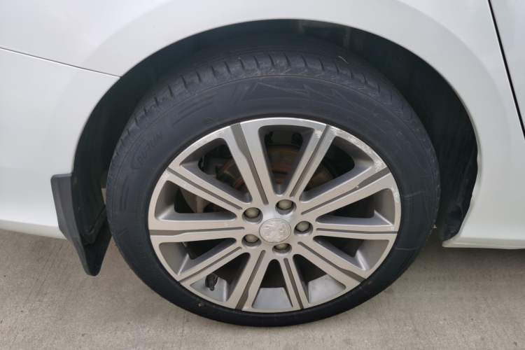 Used Peugeot 408 2014 1.8L Automatic Luxury Edition