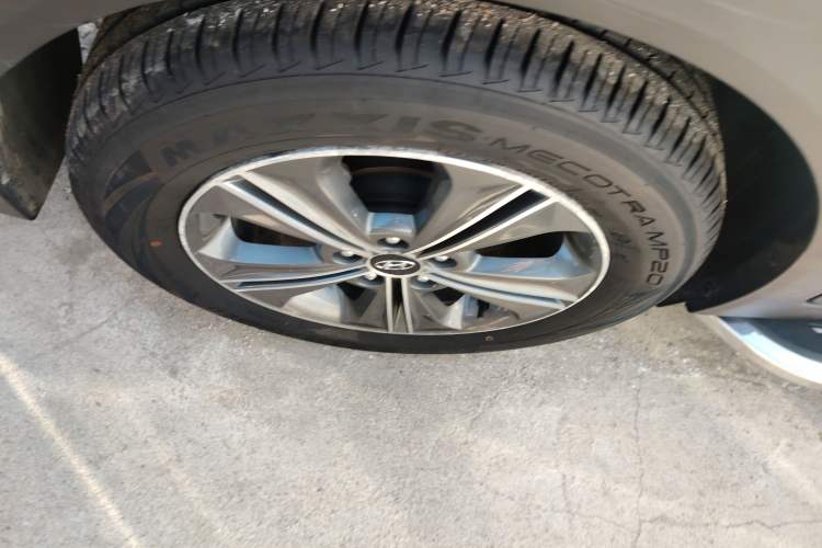 Used Hyundai ix25 2015 1.6L Automatic Two-Wheel Drive Smart GLS Trim
