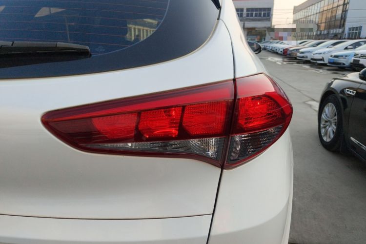 Used Hyundai Tucson 2015 1.6T Dual-Clutch Two-Wheel-Drive Smart Model