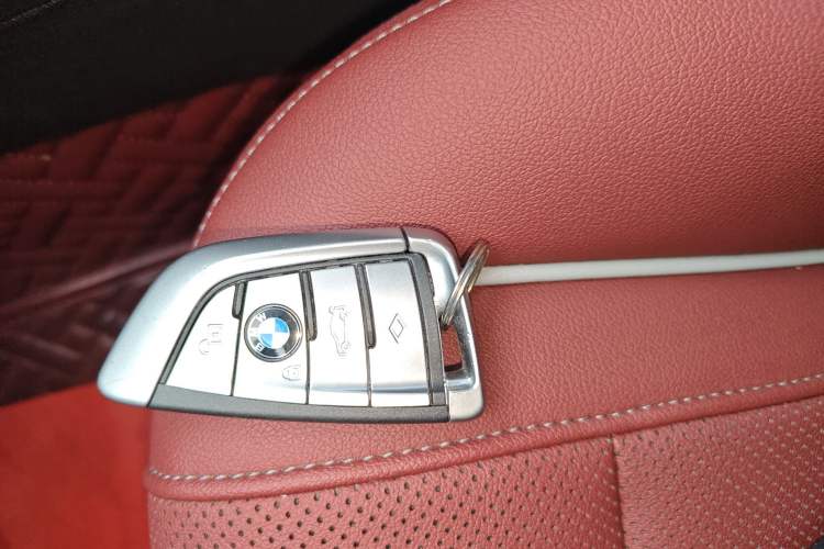 Used BMW 5 Series 2022 Second Facelift 525Li M Sport Package