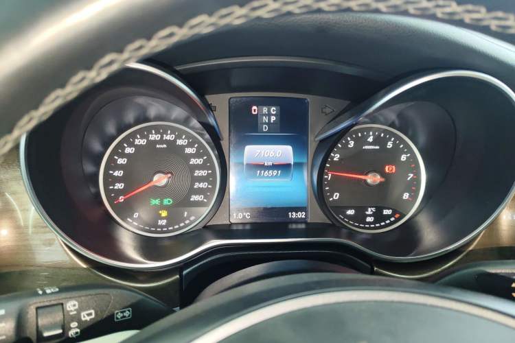 Used Mercedes-Benz V-Class 2020 V 260 L Long-wheelbase Luxury Edition