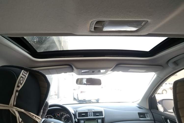 Used Nissan Tiida 2020 1.6L CVT Cool Edition
