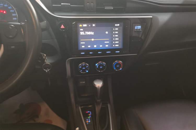 Used Toyota Levin 2017 Revised 185T CVT Elite Edition China V Standard
