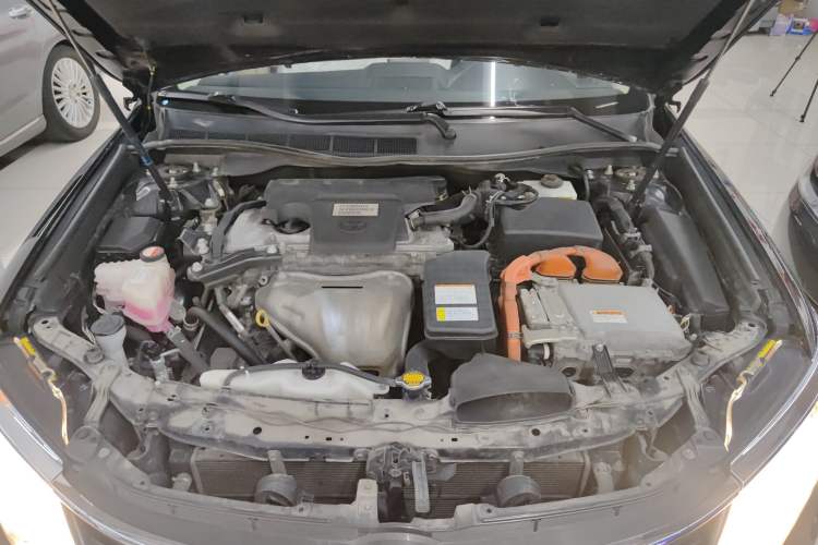 Used Toyota Camry 2015 Dual-Engine 2.5 HG Luxury Navigation Edition
