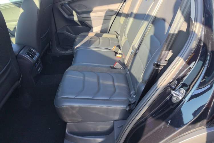 Used Volkswagen Tiguan L 2021 330TSI Automatic Two-Wheel Drive R-Line Enhanced Edition