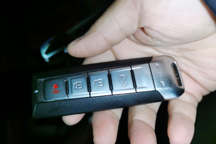 Used Wey VV5 2017 2.0T Flagship Edition
