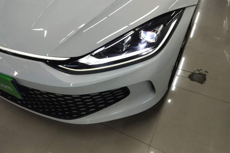 Used Volkswagen Lamando 2025 Lavida L 280TSI DSG Cool & Spicy Edition
