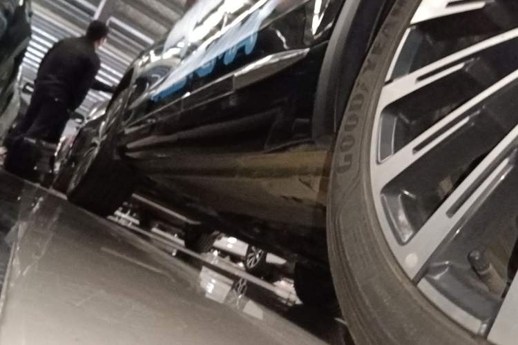 Used Geely Auto Monjaro L 2025 Dongfang Yao 2.0TD Automatic All-Wheel-Drive Wangyue Edition
