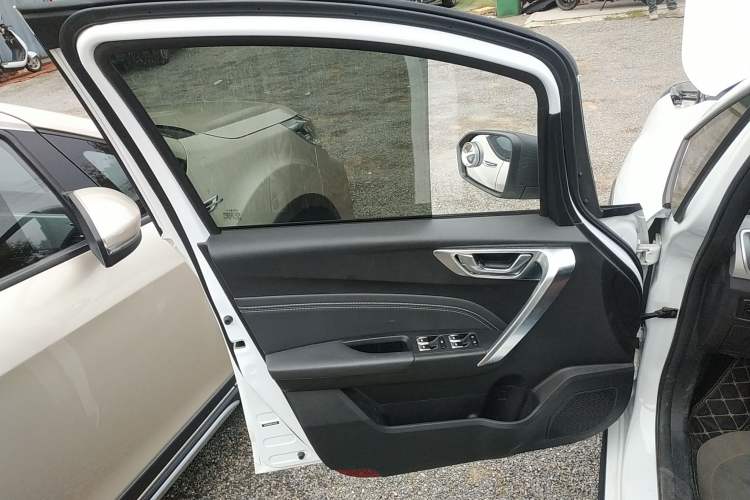 Used Geely Auto Vision X3 2020 1.5L Manual Elite Edition
