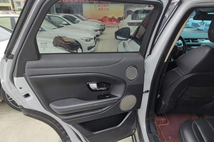 Used Land Rover Range Rover Evoque 2016 2.0T SE PLUS Smart Enjoyment Edition
